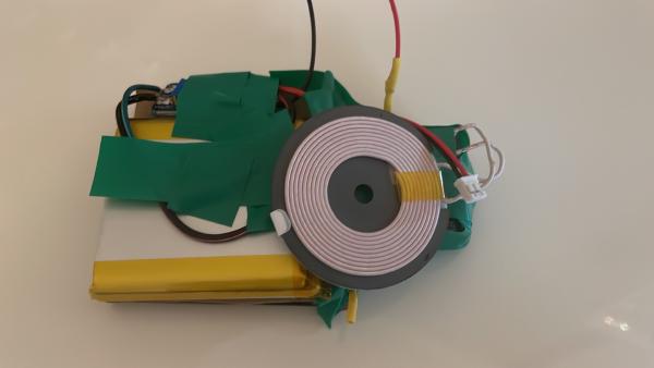 Solar Battery Pack with wireless charger module